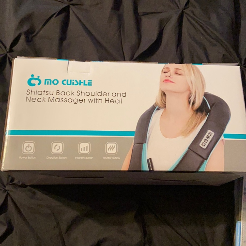 Mo Cuishle Shiatsu Back Shoulder and Neck Massager w/Heat